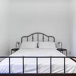 Castiglione Family Apartment By Wonderful Italy