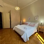 Marsala Home