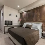 Astoria Deluxe Rooms