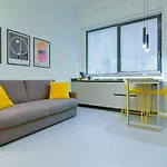 Mono Apartment
