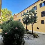 San Vitale 36 Apartment