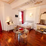 Porta Antica Apartment