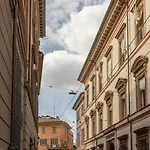 De\'Carbonesi, Bologna By Short Holidays
