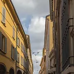 De\'Carbonesi, Bologna By Short Holidays