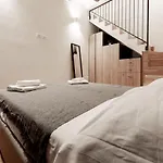 Realkasa La Finestrella Sui Portici