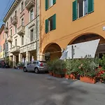 Accademia Delle Belle Arti University Apartment