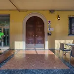 Accademia Delle Belle Arti University Apartment