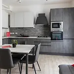 Modern Apartment In Bologna By Wonderful Italy