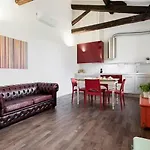 Red Appartamento Immerso Tra Le Mura Bolognesi