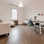 Realkasa De Crescenzi Family Apartment