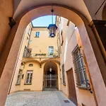 Ur-Nest D\'Azeglio