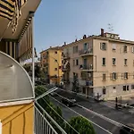 Camarco, A Pochi Passi Da Villa Erbosa