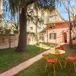 Villa In Centro Con Giardino - Reste Il Sentiero