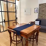 Koro\'S Apartments