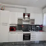 Dimora Sterlizia Zona Fiera S Donato