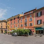 Aldrovandi Luxury Suites And Apartment