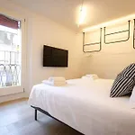 Asinelli Luxury Apartment