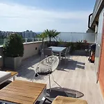 Penthouse F8 - Panoramic Terrace, View Two Towers