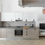 Cozy Mezzanine Apartment By Wonderful Italy