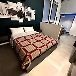 Appartamento Con Parcheggio Comodo