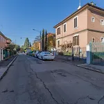 Urban Living Nest: Prime Location