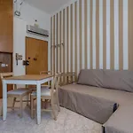 Urban Living Nest: Prime Location