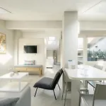 Petronio Residence