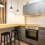 Malcontenti Home