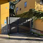 Casa Francia Emilia Levante