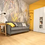 Central And Comfy Apartment Free Netflix And Disney Plus