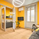 Central And Comfy Apartment Free Netflix And Disney Plus
