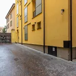 A Due Passi Da Piazza Maggiore 4
