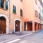Piazza Maggiore - Il Sentiero Apartment With Private Garden