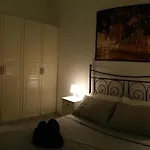 Fuori Portico Unita