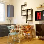 Industrial Design Loft - Appartamento Vicino Lo Stadio