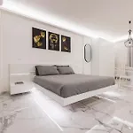 Superior Apartment Station