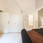 Loungefloor Central Design Apartment