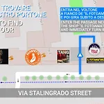 Tra Le Torri B&B - Ampia Stanza Privata In Appartamento Con Bagno Privato Accessibile Da Corridoio