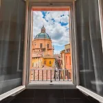 Immobo Arcadian - Piazza Maggiore View
