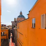Immobo Panorama - Piazza Maggiore View