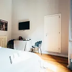 Bologna Suites - Private Bathroom