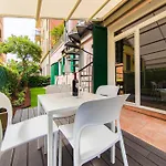 Urban Cottage Free Parking - Private Garden