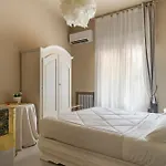 Beauty Case Intimate, Quiet And Central Apartment