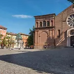 Piazza Santo Stefano 6 Rooms - By Bolognacentro Luxuryh