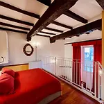 House Of Lovers - Magnificent View In The Heart Of Bologna
