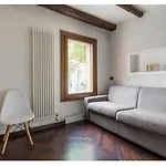 Massarenti House Sant\'Orsola