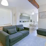 San Vitale 5 Stelle - Central Luxury Apartment