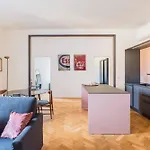Artieri Suites, Piazza Maggiore