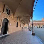 The Window On The Courtyard, Entire Apartment - La Finestra Sul Cortile, Intero Appartamento