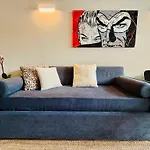 Mood\'S Home Blq